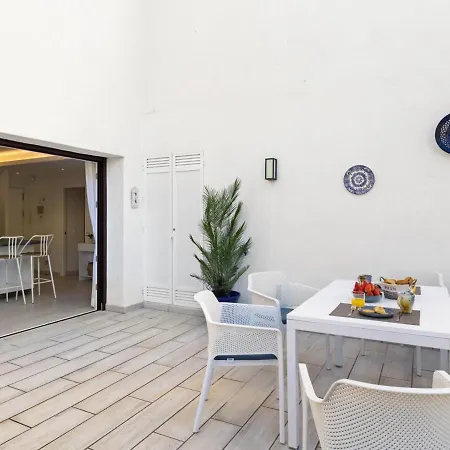 Vista Piscina Y Gran Terraza Ref Cadiz 111 马尔韦利亚